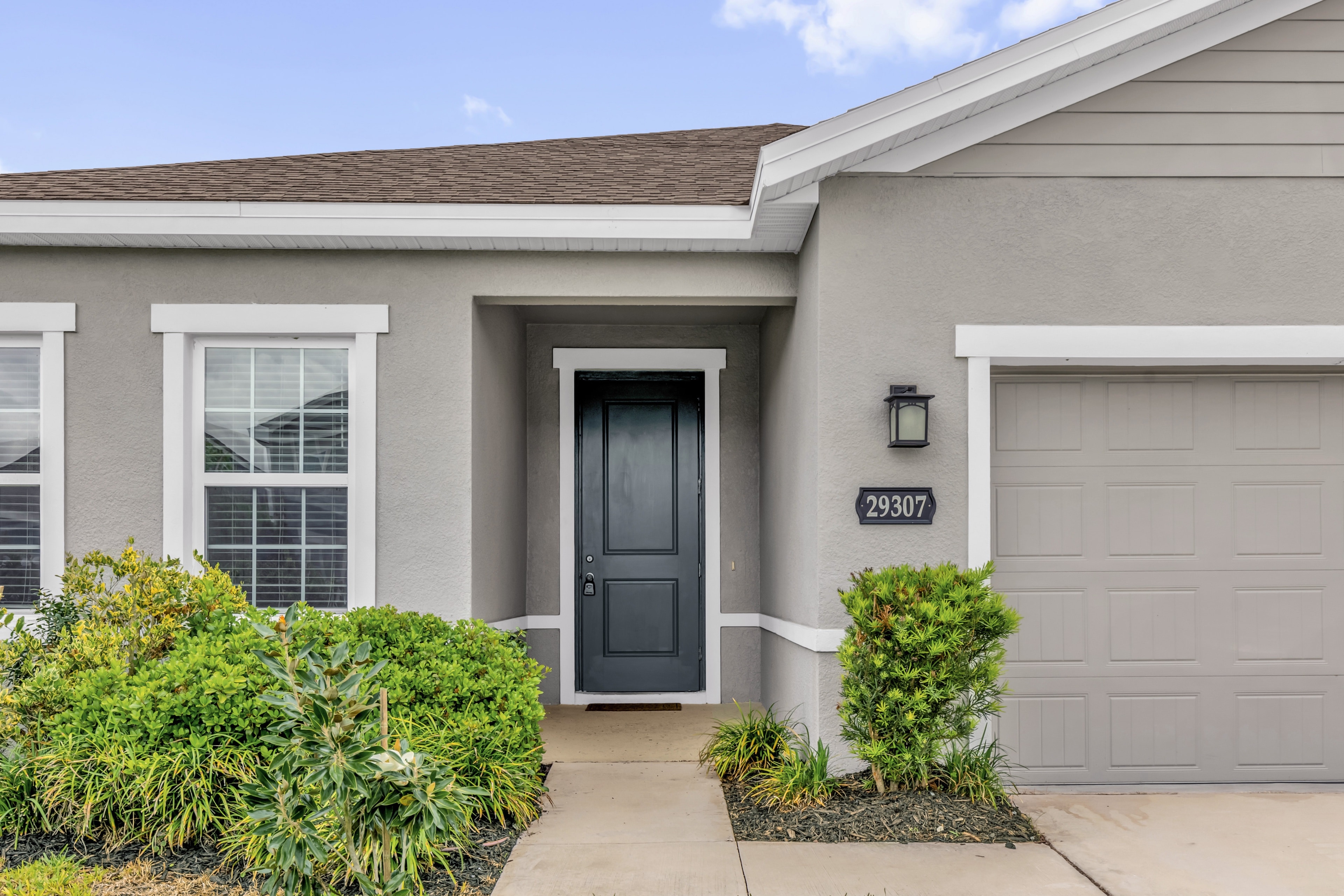 29307 Meadowcroft Ave — photograph 2