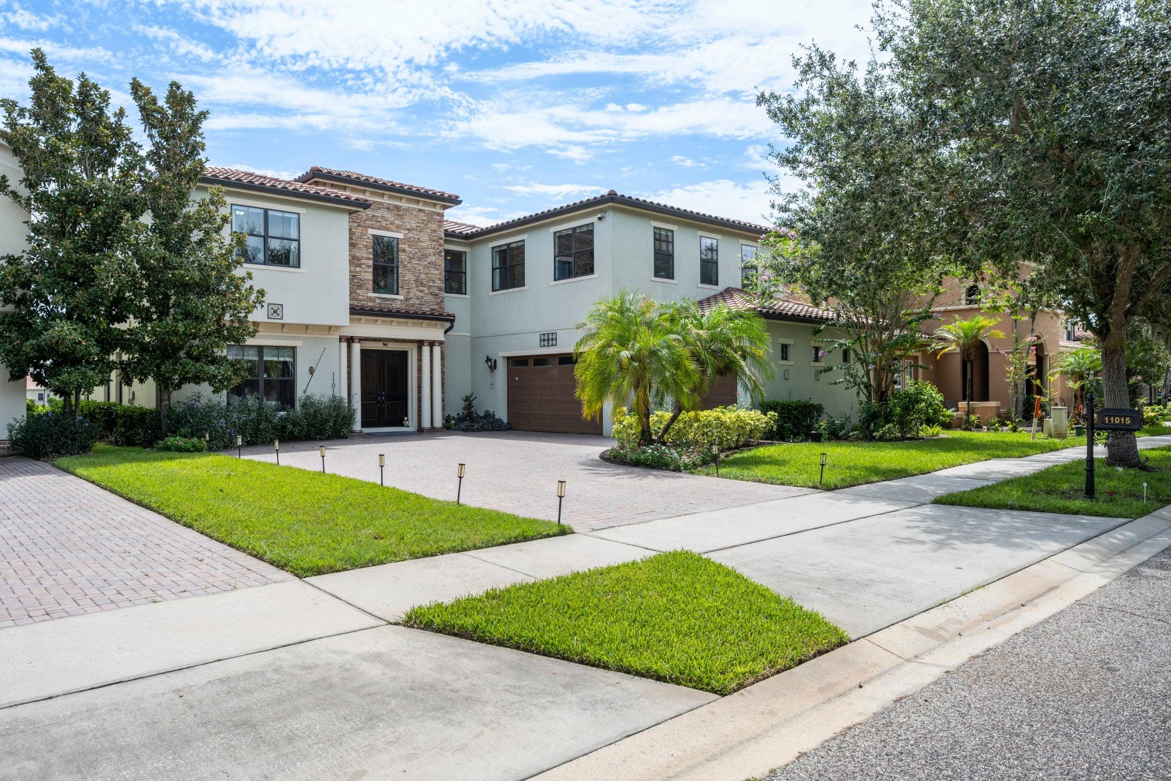 11015 Mobberley Cir — photograph 2
